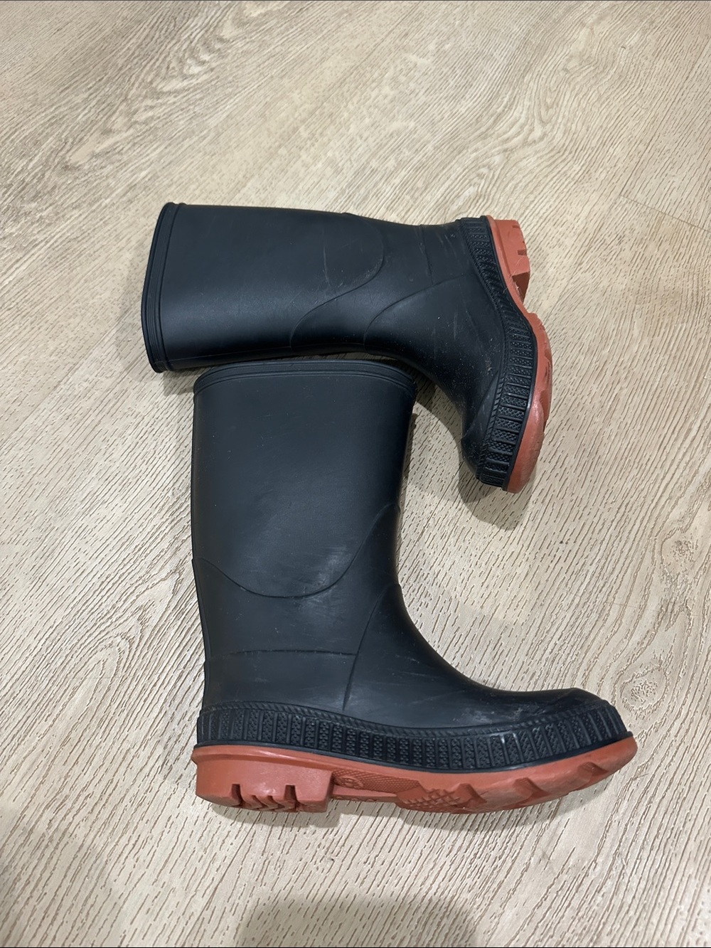 Toddler/kid rain boots- heavy duty!! Size 9/10